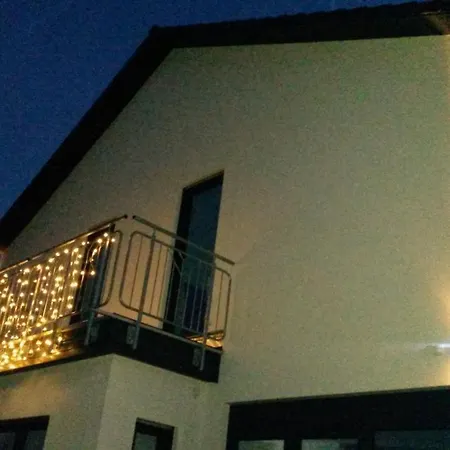 Gutunterdachgebracht 3*