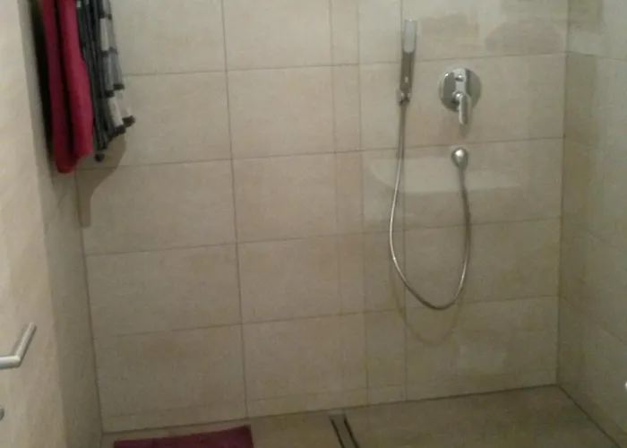 Gutunterdachgebracht Affittacamere 3*